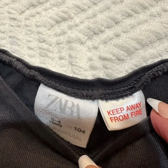 Zara Toddler Long Sleeved Top 3-4 T - Picture 2 of 4